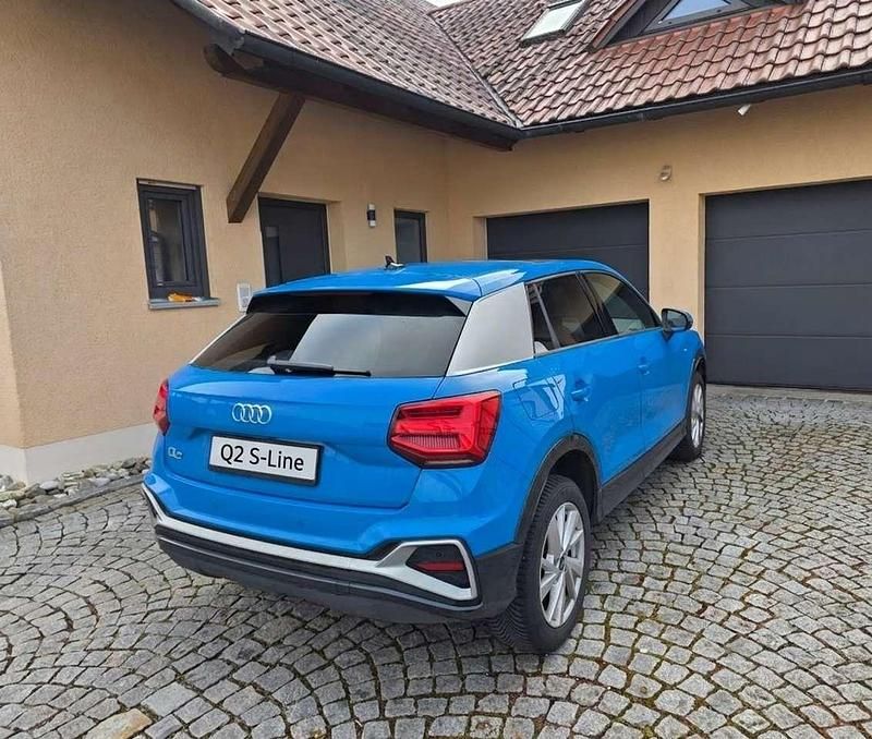 Gebraucht Audi Q2 S-Line 150 PS (110 kW) 2022 Blau SUV