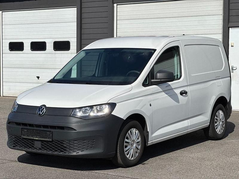 Gebraucht VW Caddy 75 PS (55 kW) 2022 Weiß Van / Kleinbus