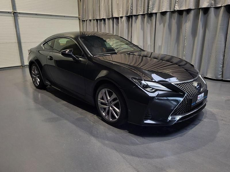 Gebraucht Lexus RC300h 223 PS (164 kW) 2019 Graphite black Coupé