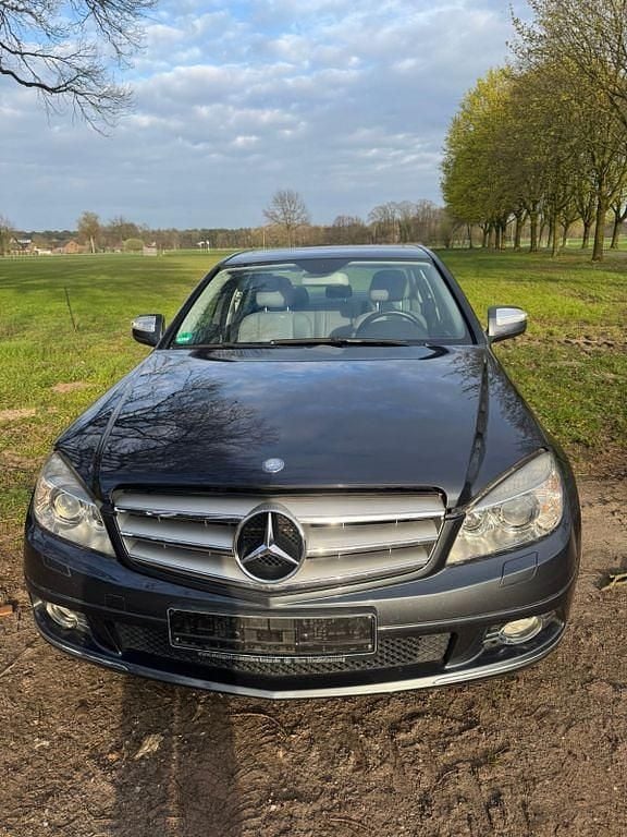 Gebraucht Mercedes C320 224 PS (164 kW) 2008 Grau Limousine
