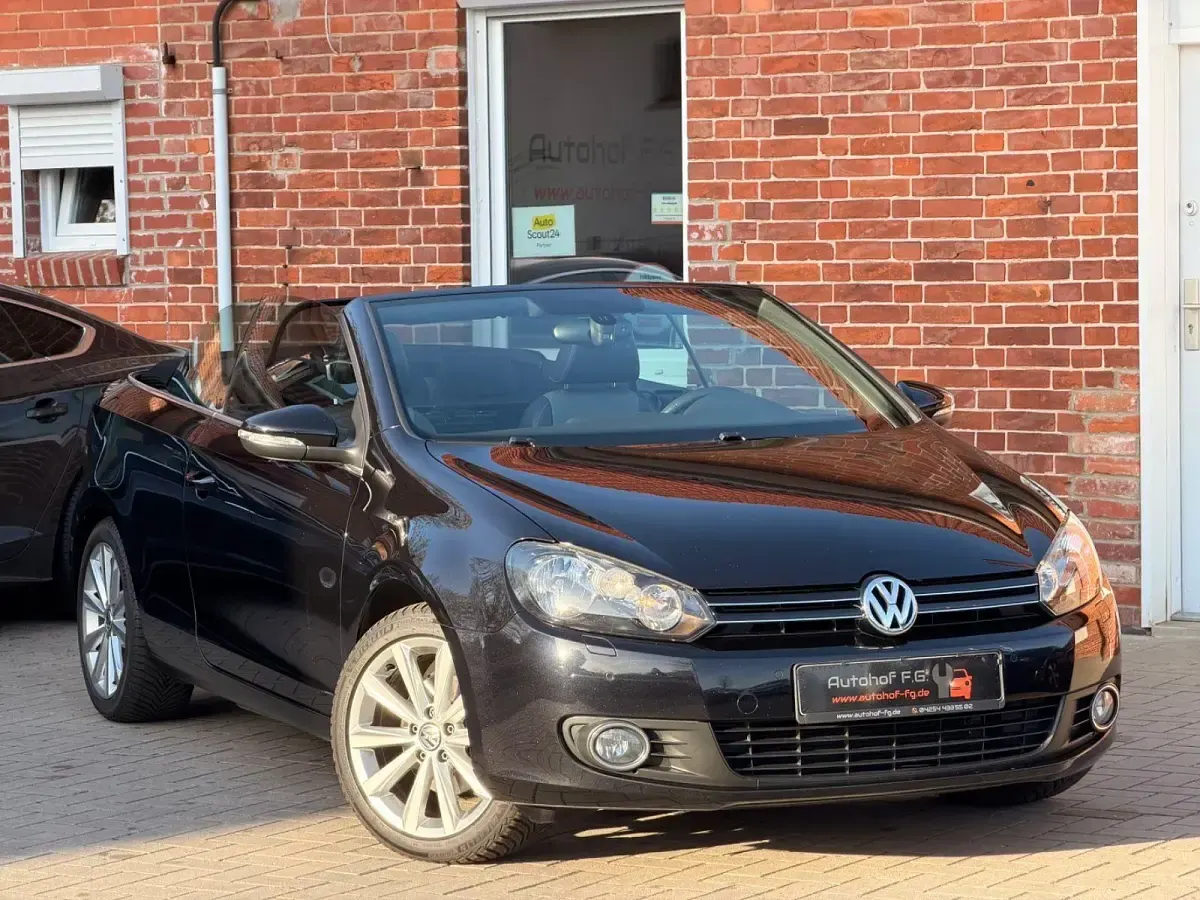 Gebraucht VW Golf Cabriolet Exclusive 105 PS (77 kW) 2012 Schwarz Cabrio