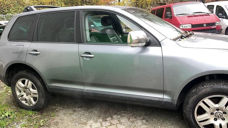 Gebraucht VW Touareg 224 PS (164 kW) 2009 Grau SUV