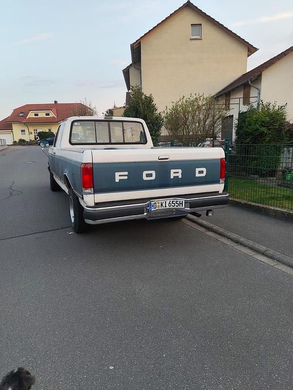 Gebraucht Ford F-150 185 PS (136 kW) 1987 Blau Pickup
