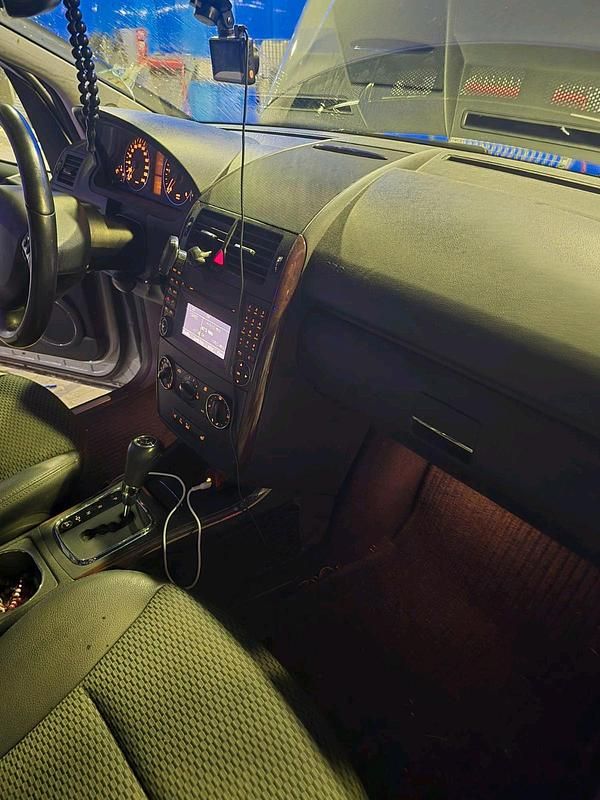 Gebraucht Mercedes A200 100 PS (73 kW) 2009 Silber Limousine