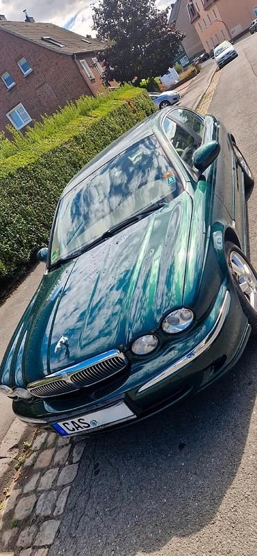 Grün Gebraucht 2005 Jaguar X-type Executive Limousine | 7.650 € - Bild 1/4