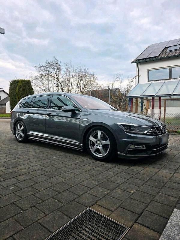 Gebraucht VW Passat R-line 239 PS (175 kW) 2015 Grau Kombi