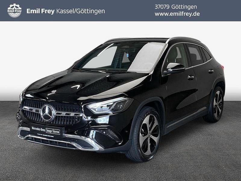 Schwarz Gebraucht 2024 Mercedes GLA180 Advanced Plus SUV | 36.939 € (Fairer Preis) - Bild 1/4