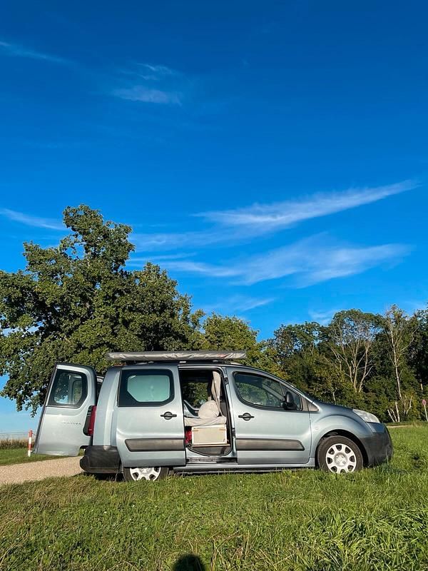Gebraucht Peugeot Partner 90 PS (66 kW) 2008 Grau Van / Kleinbus
