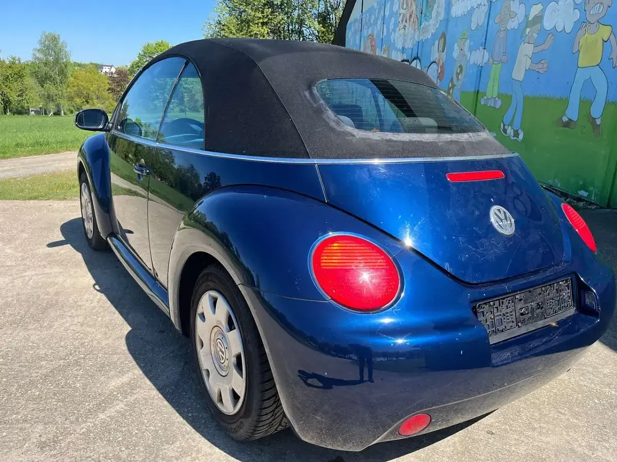 Gebraucht VW New Beetle Highline 116 PS (85 kW) 2003 Royal navy Kleinwagen