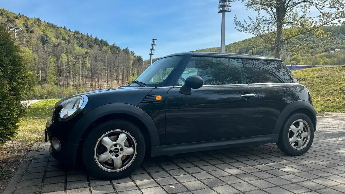 Usata Mini ONE 95 CV (69 kW) 2009 Nero Utilitaria