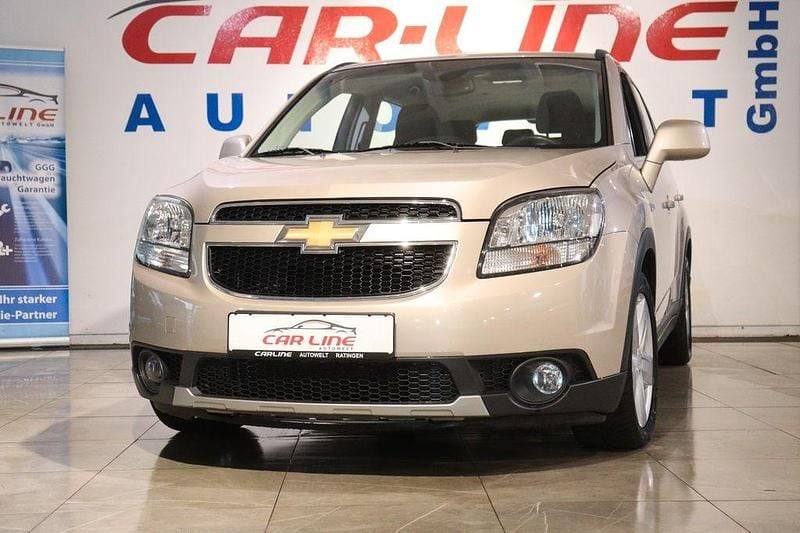 Beige Gebraucht 2012 Chevrolet Orlando LTZ Van / Kleinbus | 8.444 € (Fairer Preis) - Bild 1/4