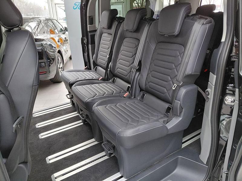 Neu Ford Tourneo Titanium X 170 PS (125 kW) 2026 Schwarz Van / Kleinbus