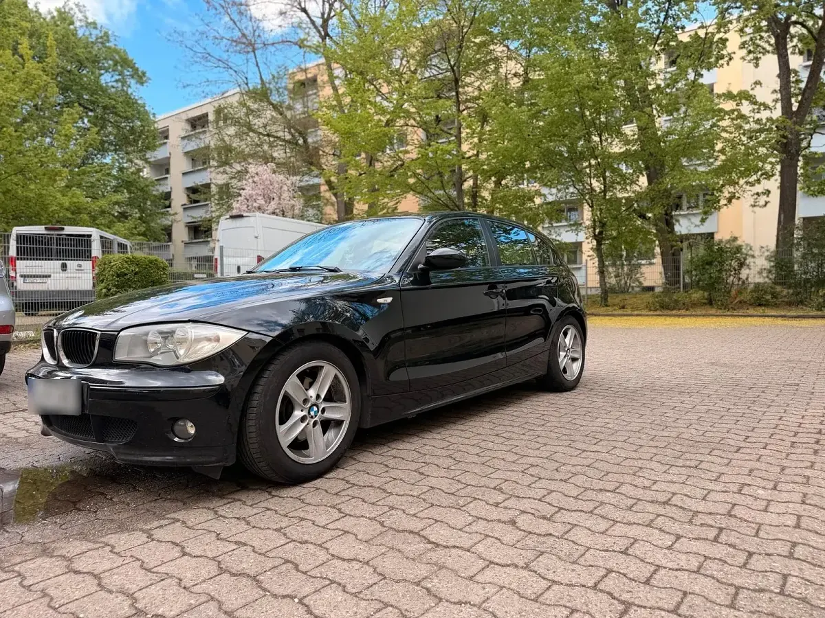 Gebraucht BMW 120 163 PS (119 kW) 2006 Schwarz Kleinwagen