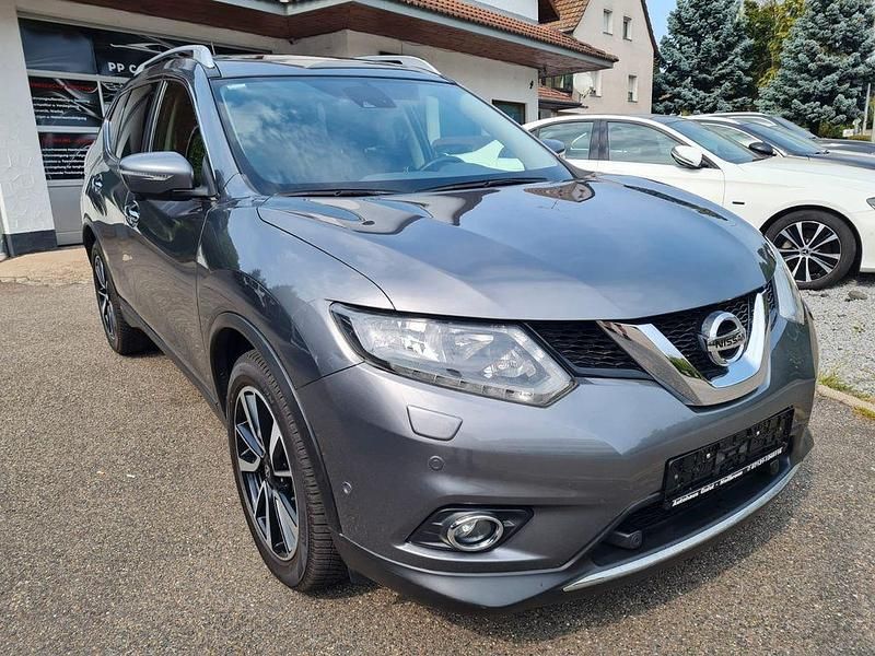 Grau Gebraucht 2016 Nissan X-Trail Acenta SUV | 14.990 € (Etwas zu teuer) - Bild 1/4