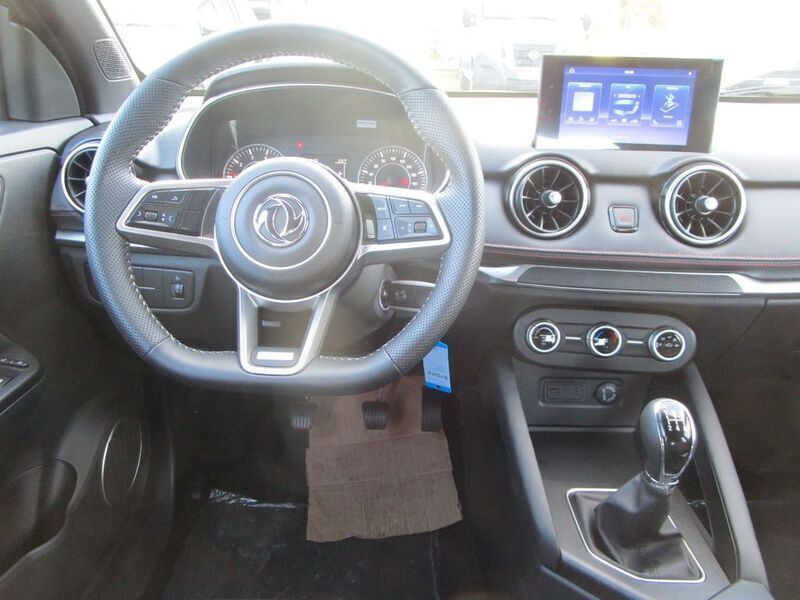 Neu DFSK Fengon 106 PS (77 kW) 2025 Grau SUV