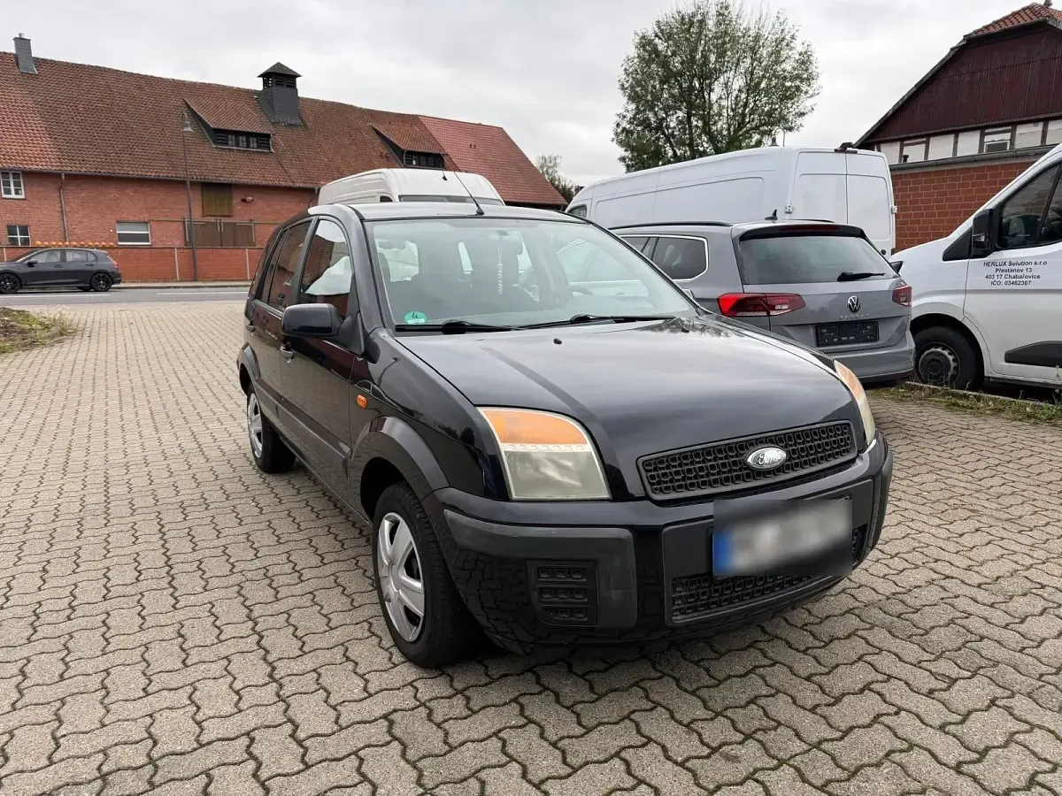 Brugt Ford Fusion 80 HK (58 kW) 2005 Blå Hatchback