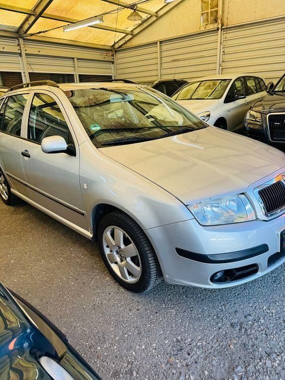 Silber Gebraucht 2005 Skoda Fabia Sport Kombi | 1.700 € (Fairer Preis) - Bild 1/4