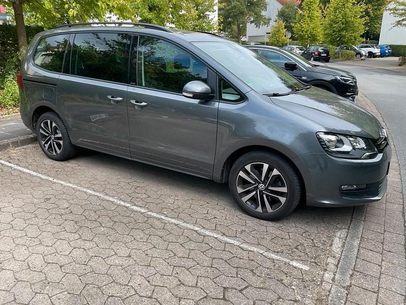 Gebraucht 2020 VW Sharan United Van / Kleinbus | 34.000 € (Etwas zu teuer) - Bild 1/4