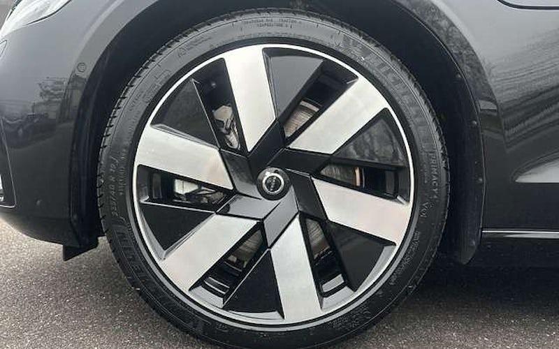 Gebraucht Volvo V60 455 PS (334 kW) 2025 Schwarz Kombi