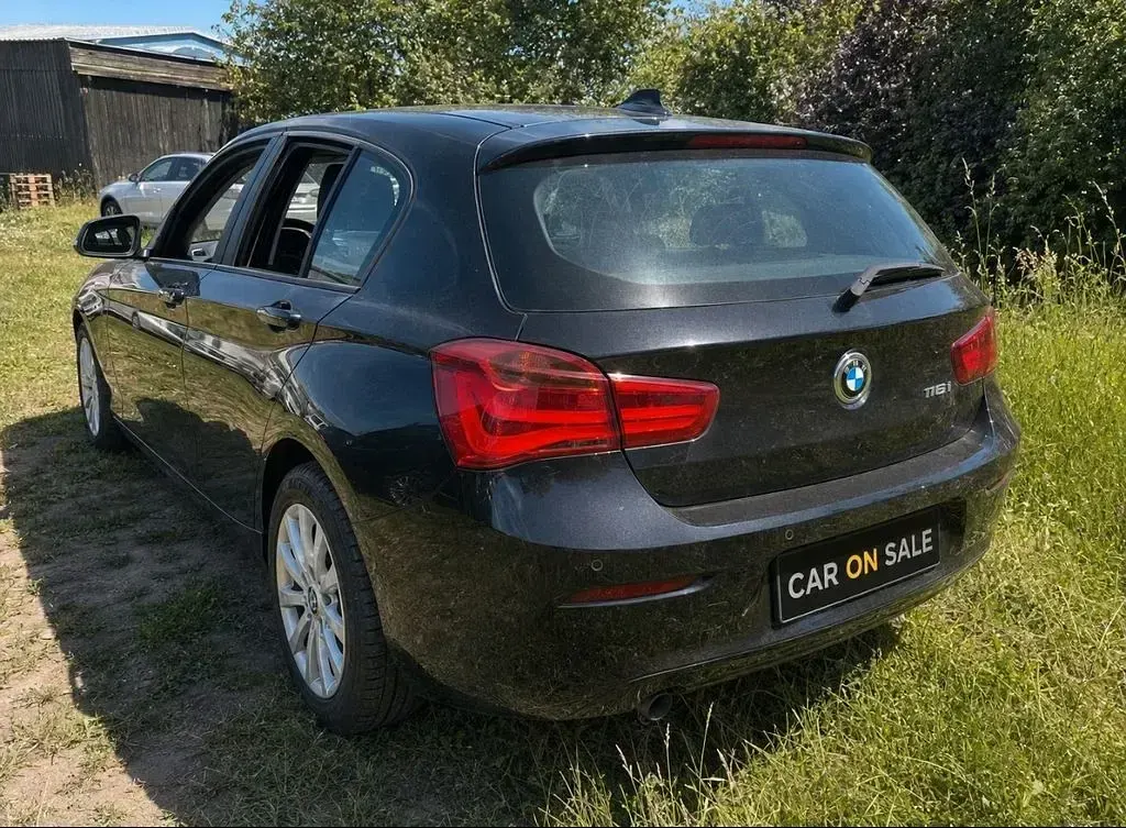 Gebraucht BMW 116 109 PS (80 kW) 2016 Schwarz Kleinwagen