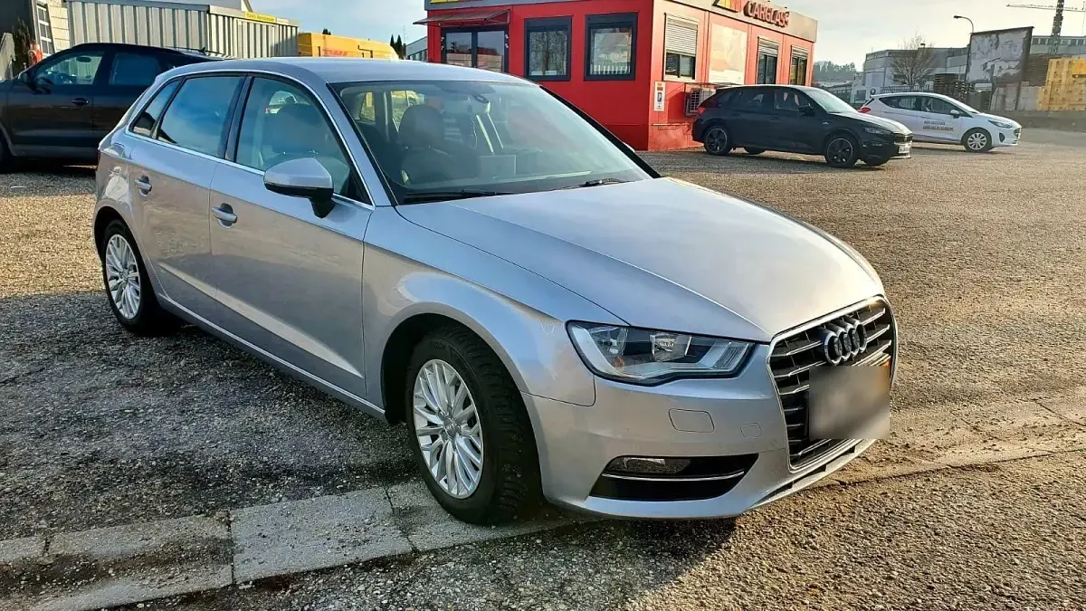 Używany Audi A3 Ambition 125 KM (91 kW) 2016 Srebrny Sedan/Limuzyna