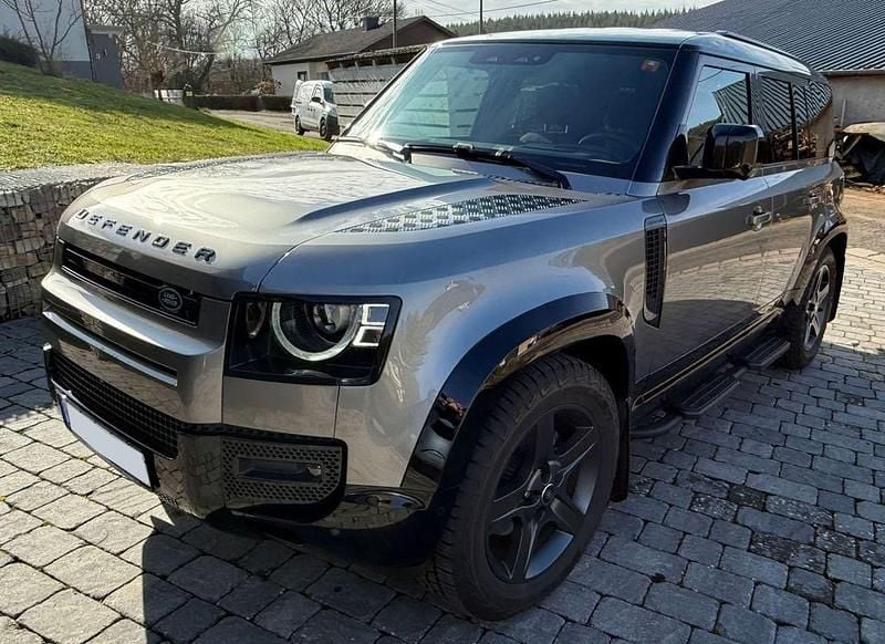Gebraucht Land Rover Defender SE Dynamic 249 PS (183 kW) 2024 Silber SUV