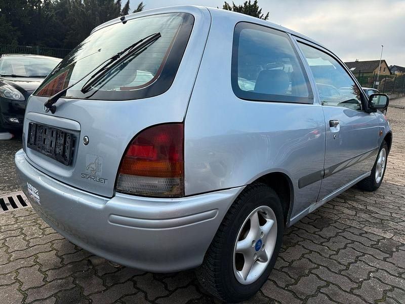 Gebraucht Toyota Starlet 75 PS (55 kW) 1997 Blau Kleinwagen