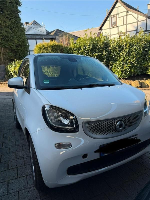 Gebraucht Smart ForTwo Coupé 71 PS (52 kW) 2017 Weiß Coupé