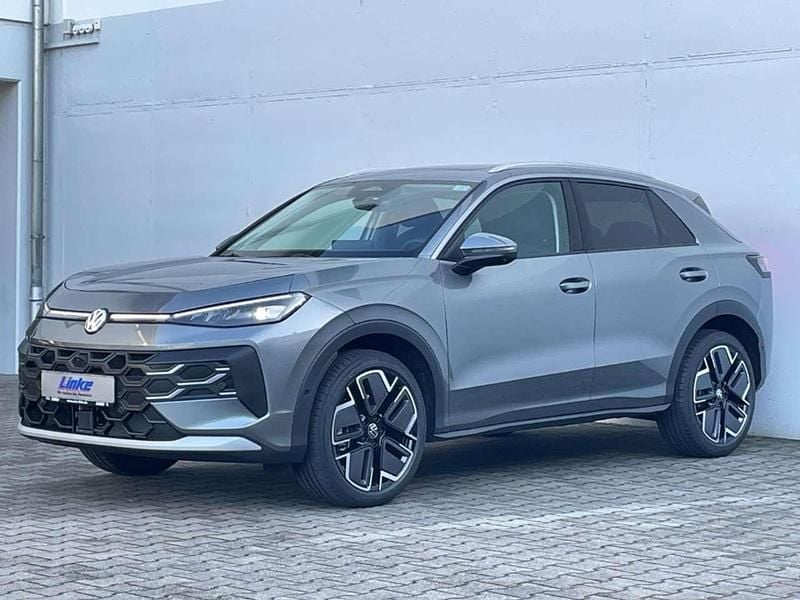 Neu VW T-Roc Style 150 PS (110 kW) 2026 Wolf grey metallic SUV