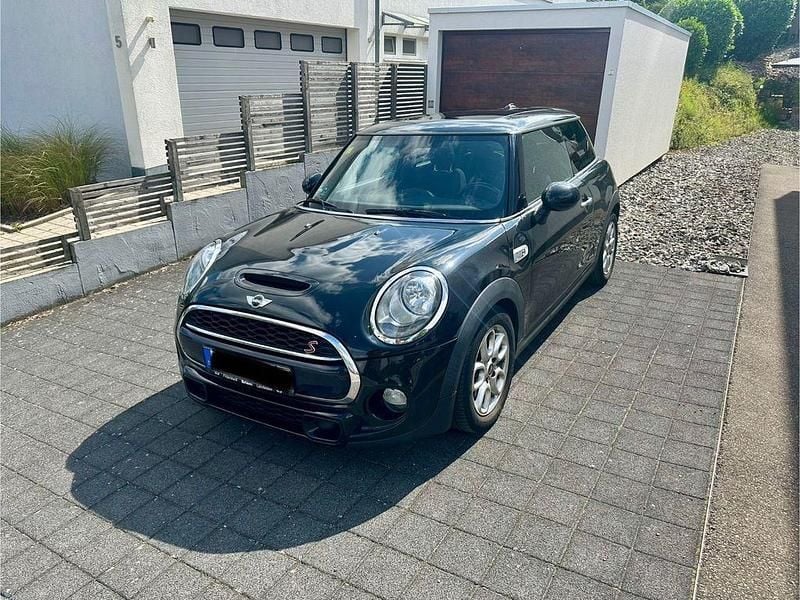 Schwarz Gebraucht 2015 Mini John Cooper Works Kleinwagen | 12.000 € (Fairer Preis) - Bild 1/4