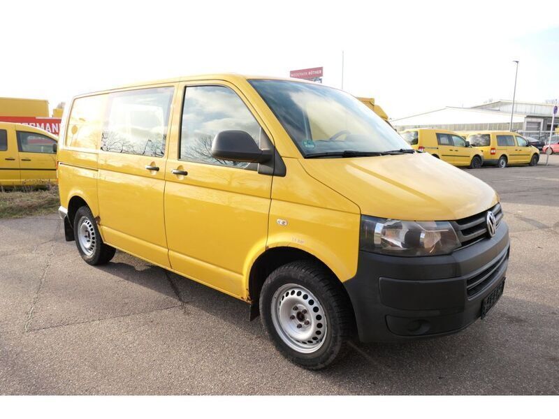 Gebraucht VW T5 84 PS (61 kW) 2013 Ginstergelb r1032 Van