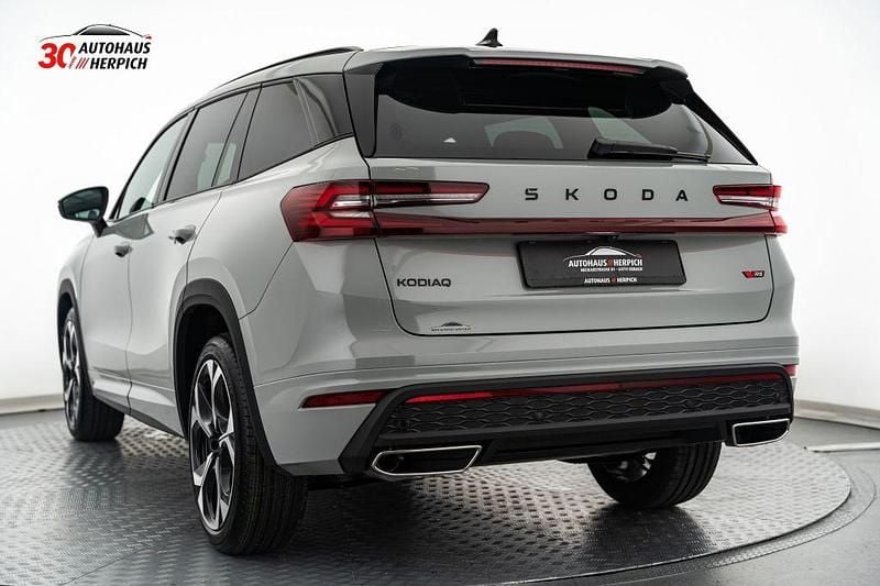 Neu Skoda Kodiaq RS 265 PS (194 kW) 2026 Grau SUV