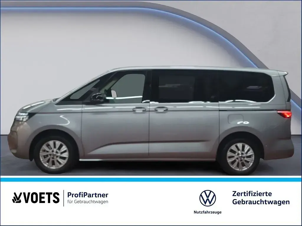 Gebraucht VW Multivan Life 150 PS (110 kW) 2025 Blau Van / Kleinbus