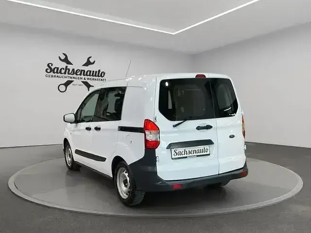 Gebraucht Ford Transit 101 PS (74 kW) 2019 Weiß Kombi