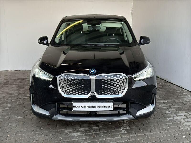 Gebraucht BMW iX1 Performance 230 kW (313 PS) 2023 Schwarz uni SUV