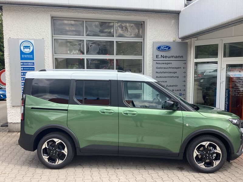 Bursting green Gebraucht 2025 Ford Tourneo Courier Active Van / Kleinbus | 25.850 € (Fairer Preis) - Bild 1/4