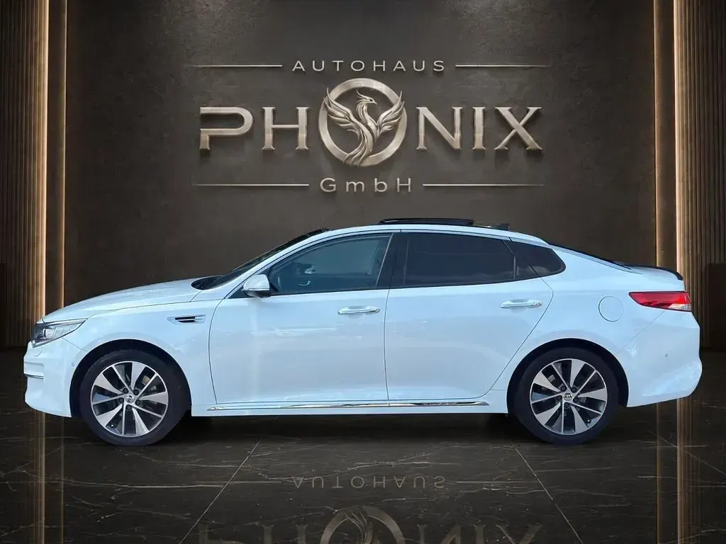 Gebraucht Kia Optima 141 PS (103 kW) 2016 Weiß Limousine
