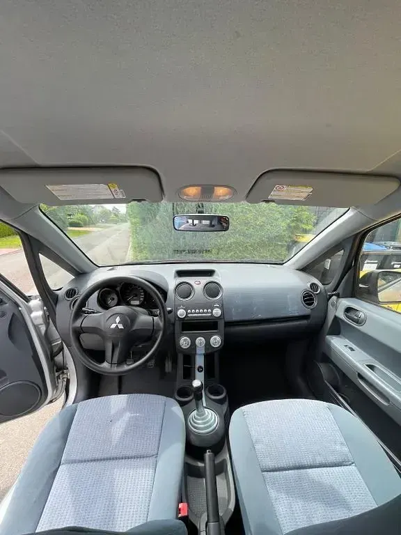 Gebraucht Mitsubishi Colt 75 PS (55 kW) 2004 Grau Kleinwagen