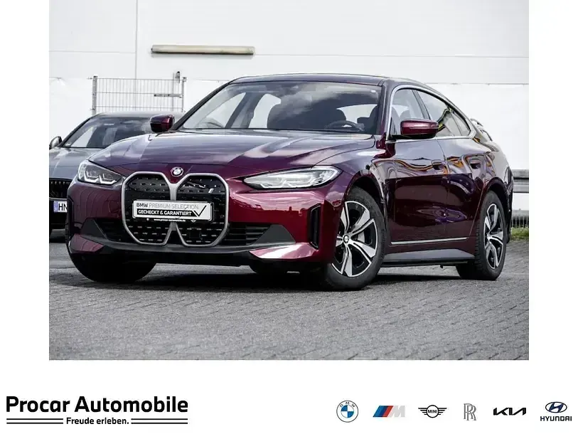 Używany BMW i4 Sport Line 210 kW (286 KM) 2023 Sedan/Limuzyna