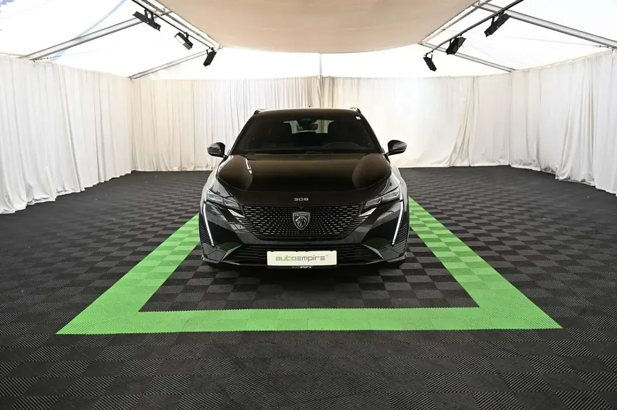 Gebraucht Peugeot 308 SW GT 131 PS (96 kW) 2024 Schwarz Kombi