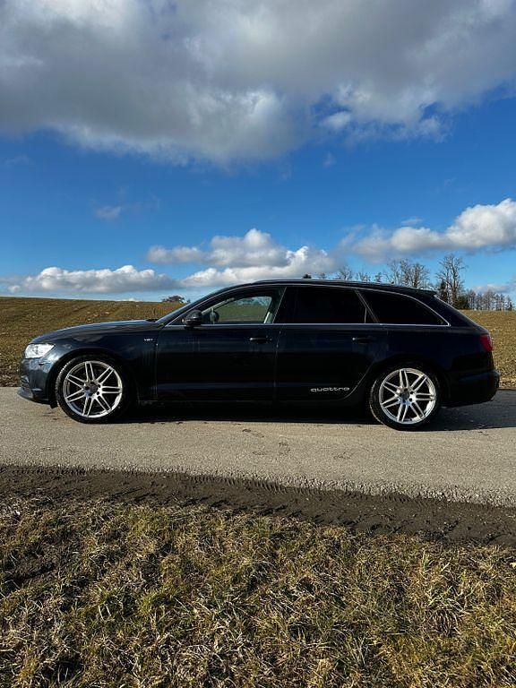Gebraucht Audi A6 Sport 313 PS (230 kW) 2013 Blau Kombi