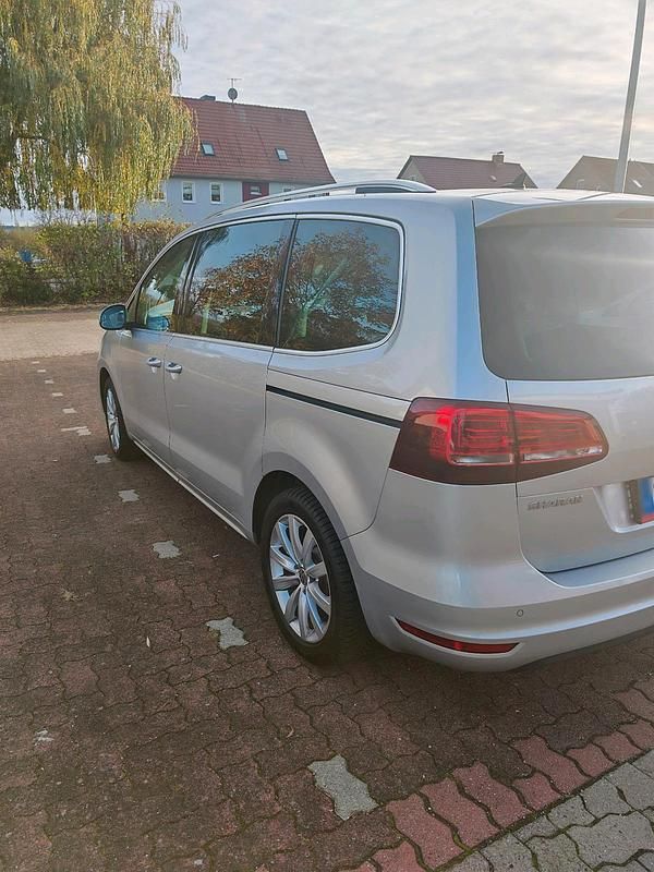 Gebraucht VW Sharan 184 PS (135 kW) 2015 Silber Van / Kleinbus
