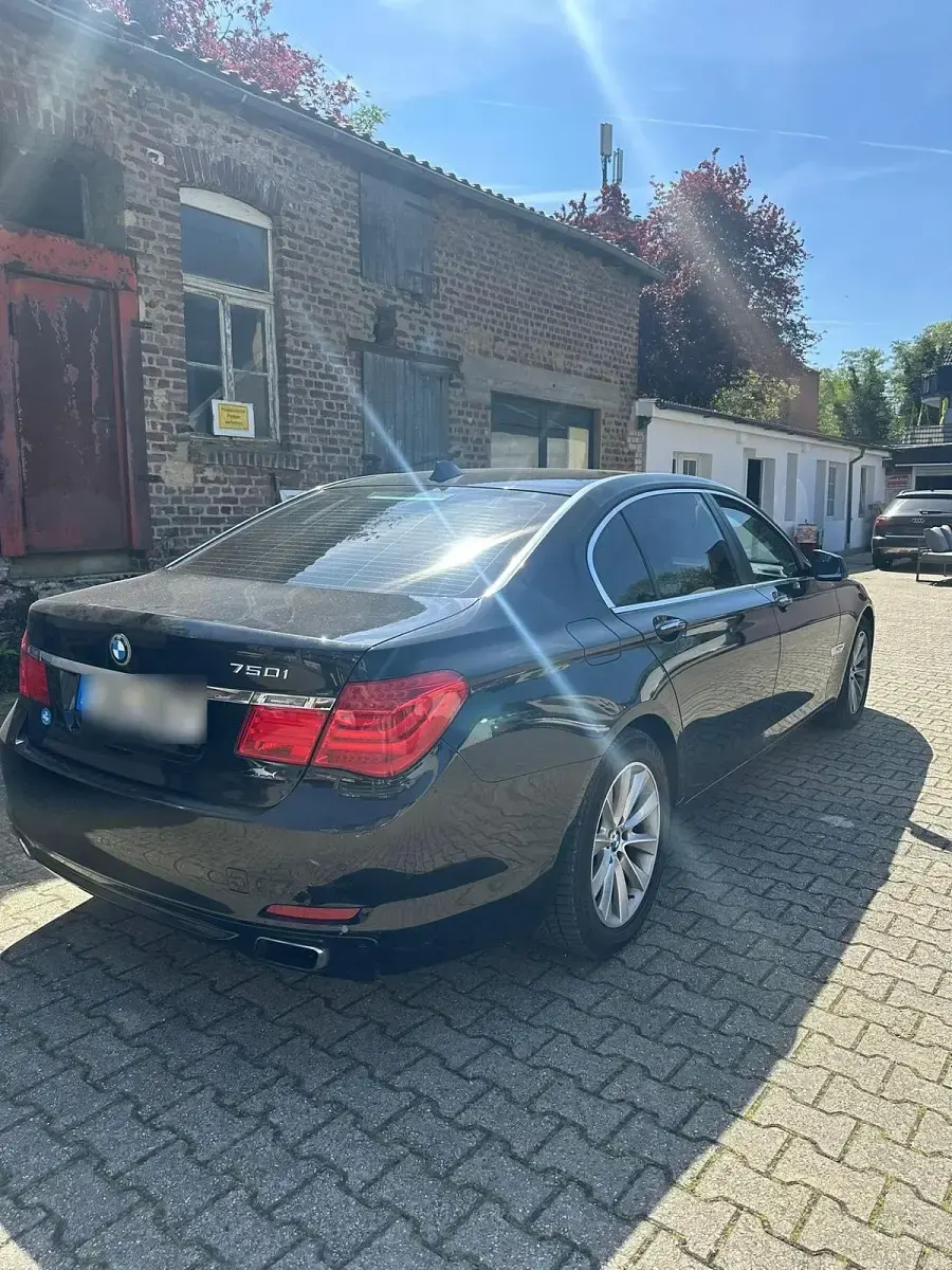 Gebraucht BMW 750L 408 PS (300 kW) 2009 Schwarz Limousine