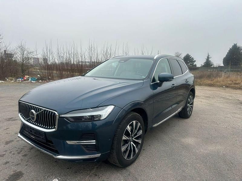 Gebraucht Volvo XC60 Plus 197 PS (144 kW) 2023 Blau SUV