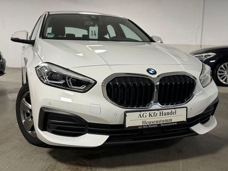 Gebraucht BMW 118 Advantage 136 PS (100 kW) 2023 Weiß Kleinwagen