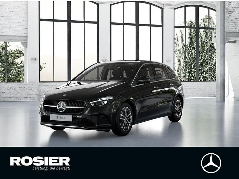 Schwarz / nachtschwarz Gebraucht 2025 Mercedes B200 Van / Kleinbus | 41.240 € (Teuer) - Bild 1/4