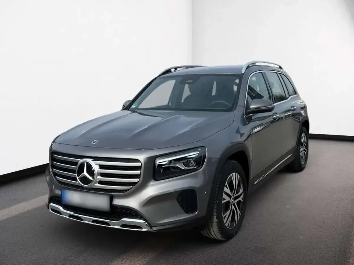 Gebraucht Mercedes GLB200 Progressive 150 PS (110 kW) 2026 Metalliclack mountaingrau SUV
