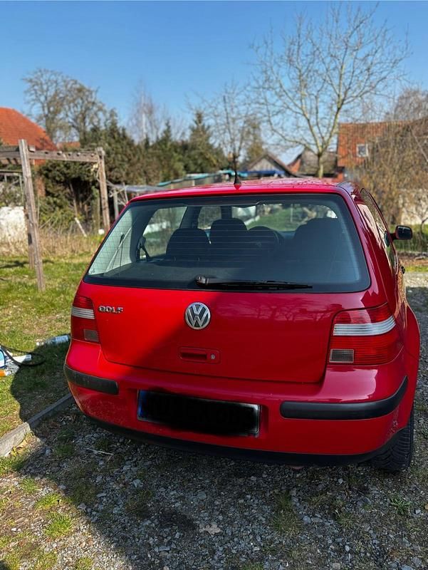 Gebraucht VW Golf IV 75 PS (55 kW) 2003 Rot Kleinwagen