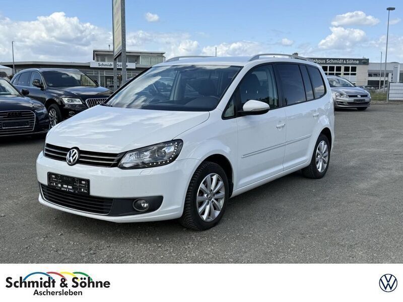Weiß Gebraucht 2012 VW Touran Highline Van / Kleinbus | 8.490 € (Fairer Preis) - Bild 1/4