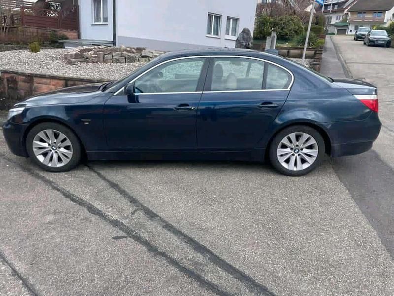 Gebraucht BMW 525 192 PS (141 kW) 2004 Limousine